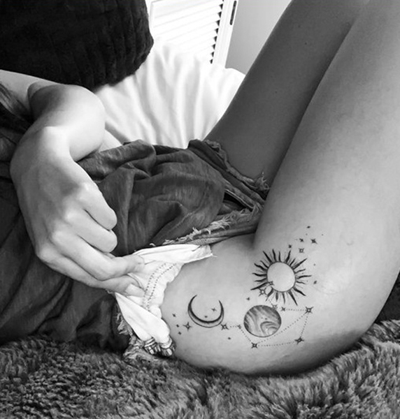 35 Beautiful Small Thigh Tattoo Ideas For Women  Psycho Tats