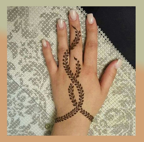 Great Finger Mehndi Design