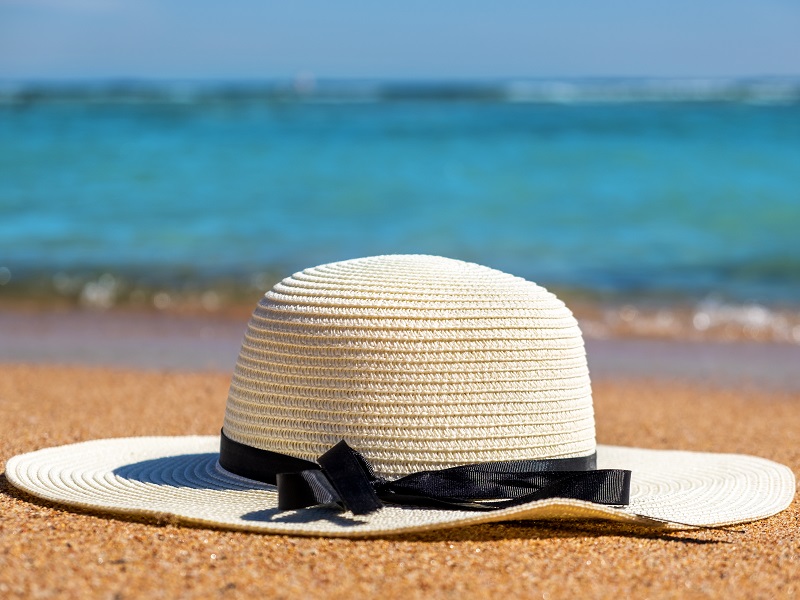 9 Trending Collection of Beach Hats For Men And Women