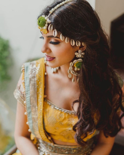 Very Beautiful & Easy Open Hair Hairstyle For Wedding/Haldi Mehndi/Sangeet  Party - YouTube