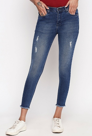Ripped Tapered Jeans