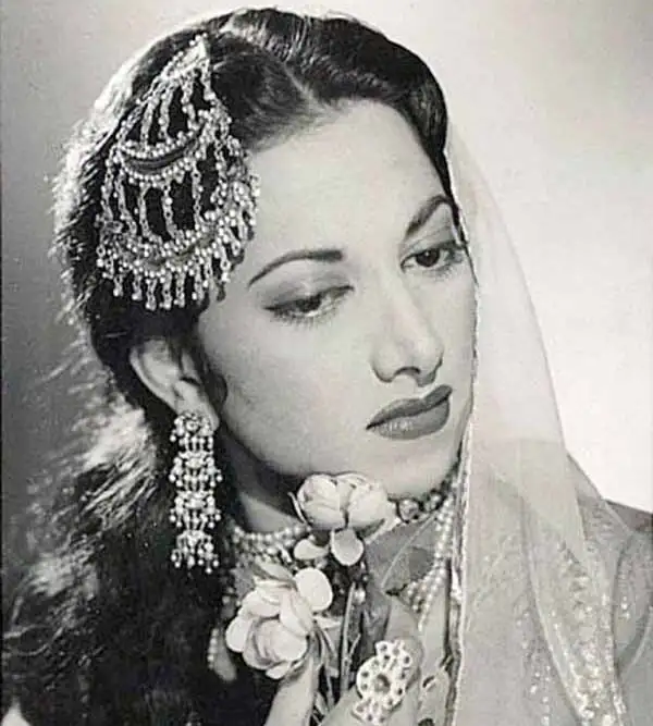 à¤…à¤­à¤¿à¤¨à¥‡à¤¤à¥à¤°à¥€ (1930s-2023): 50 All Time Beautiful Hindi Heroines