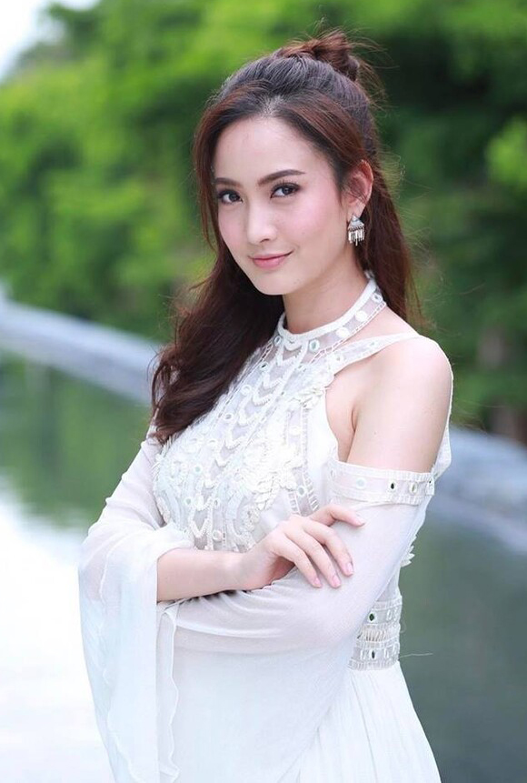 Hottest And Beautiful Thai Women
