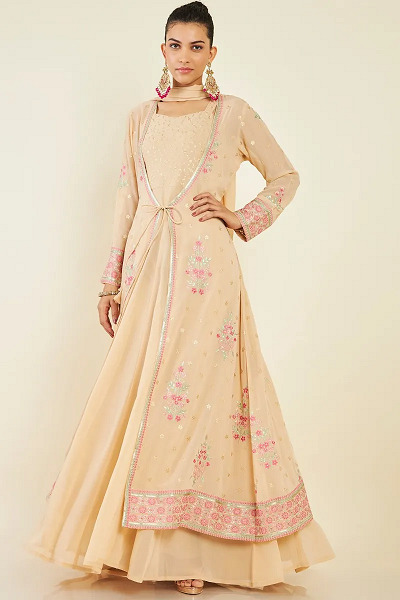 Latest Churidar Patterns -Storyvogue.com | Anarkali dress pattern,  Churidhar designs, Long gown design