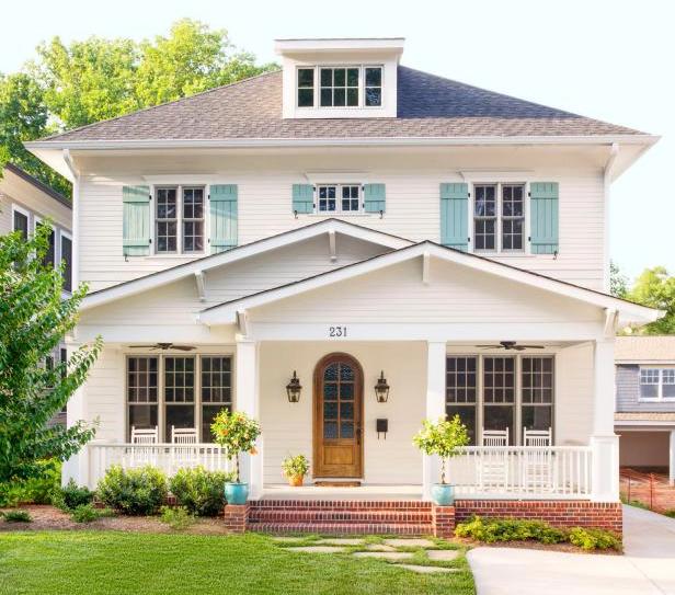 Elegant Oyster White and Pale Blue House Exterior