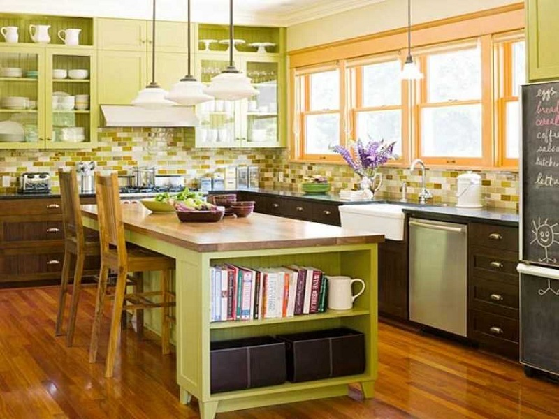 Green and Wood Kitchen Design