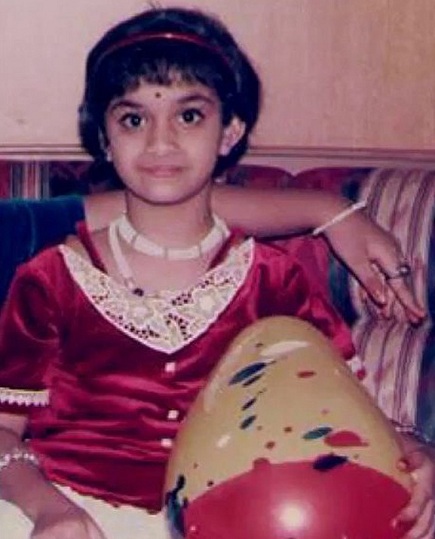 Mahanati Keerthi Suresh childhood pic