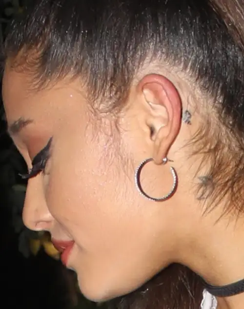 15 Mesmerizing Star behind the Ear Tattoo Designs  Psycho Tats