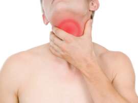 Pharyngitis: 20 Common Symptoms and Causes of Sore Throat