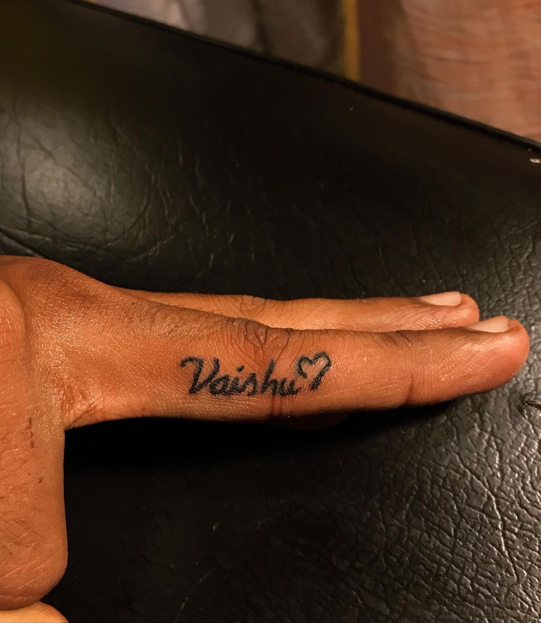Beautiful Vaishu Name Tattoo On Finger