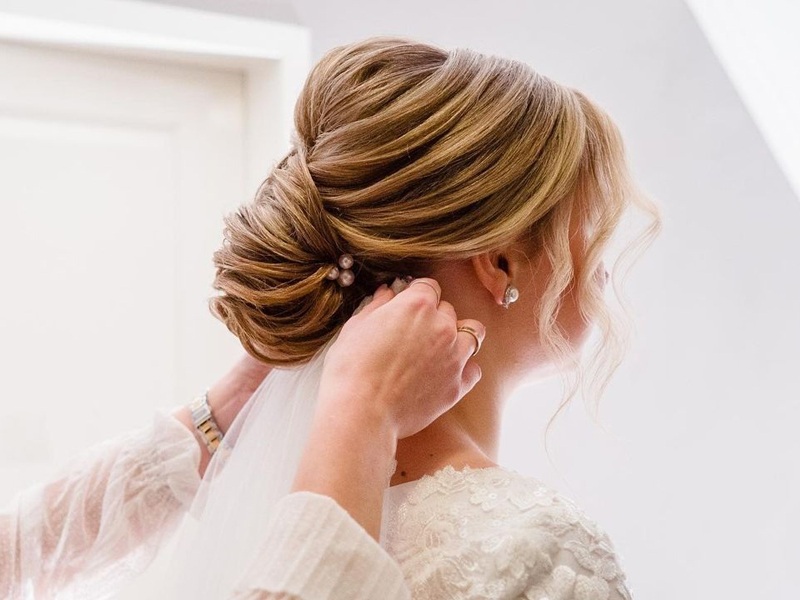 50 Wedding Hairstyles That Look Perfect With a Veil