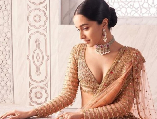 Handloom Hot Pink Kadhwa Banarasi Saree With Gold And Silver Zari and –  WeaverStory