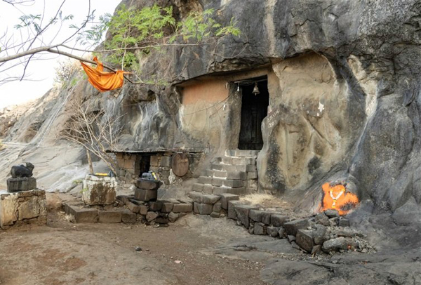 Ghoradeshwar Temple Pune