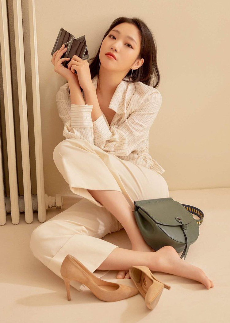 Hallyuwood Actress Kim Go Eun