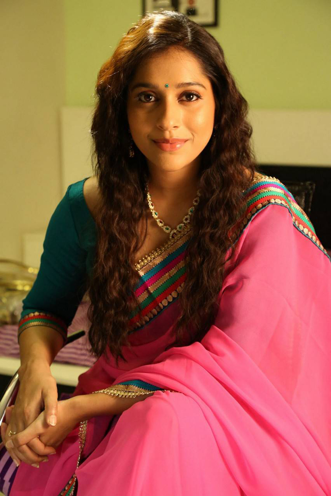 Telugu Anchor Rashmi Gautam