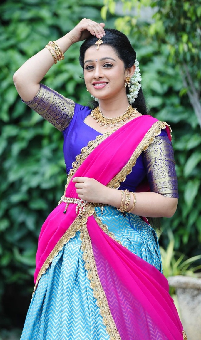 Telugu Tv Serial Actress Aishwarya Pisse