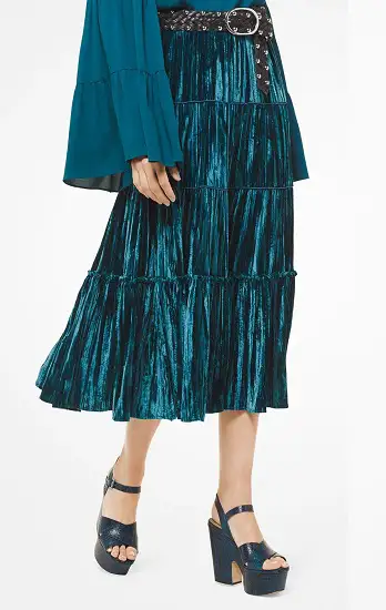 9 Elegant Designs of Velvet Skirts for Women in Trend | Styles At Life