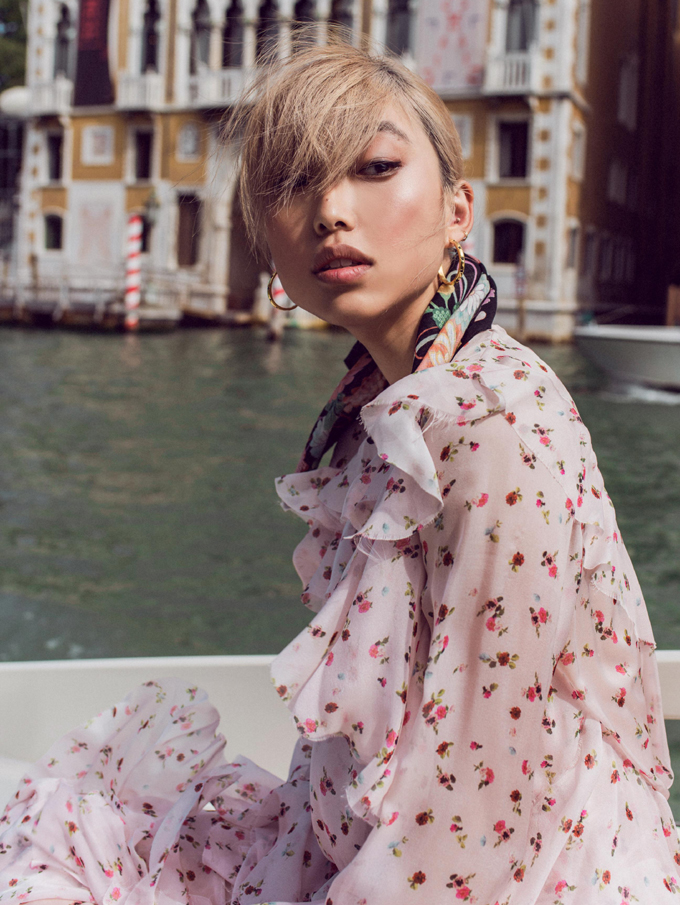 Asian Glamour Model Margaret Zhang