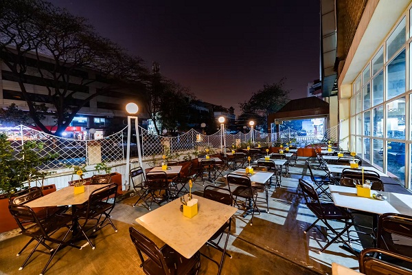 Bob's Bar Cheap And Best Pub In Bangalore