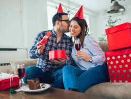 Birthday Gifts for Girlfriend: 15 Romantic Presents to Surprise Her