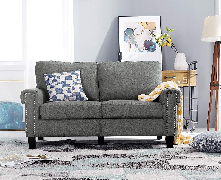 Traditional Upholstered Fabric Loveseat
