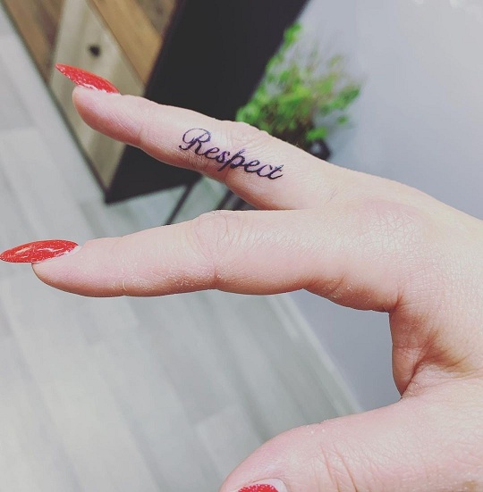 43 Cool Finger Tattoo Ideas for Women  StayGlam