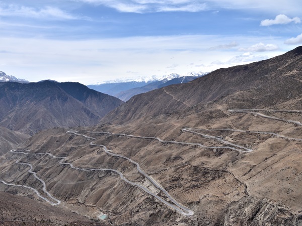 Sichuan – Tibet Highway 