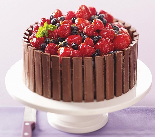 Chocolate Fruit Basket Cake Design