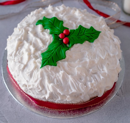 Simple Christmas Cake Design