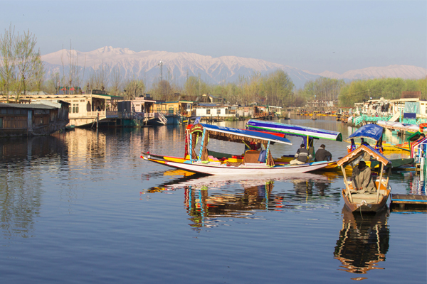Srinagar One Of The Best Places For An October Honeymoon