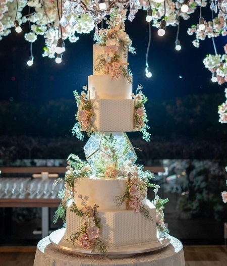 simple wedding cake designs 2023 