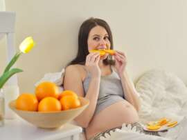 8 Benefits of Drinking Fresh Orange Juice During Pregnancy