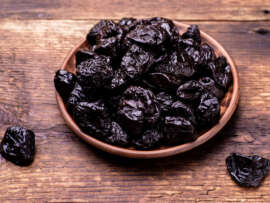 Prunes During Pregnancy: Benefits and Side Effects