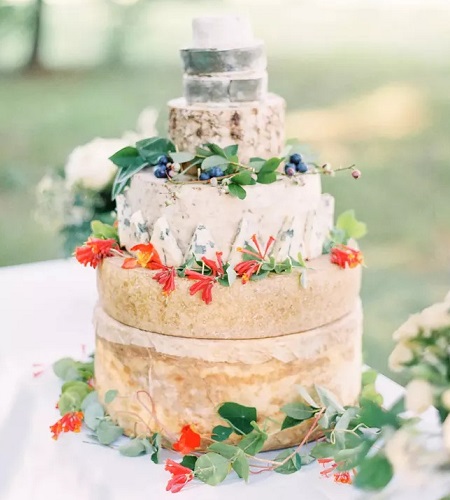 Cheesecake Engagement Cake Design