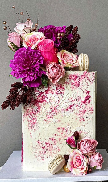 Cube Cake Design With Pretty Blooms