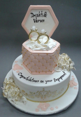 Engagement Cake Design With Couple Rings