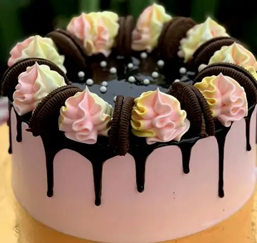 Strawberry Shortcake Cake - Celebrating Sweets