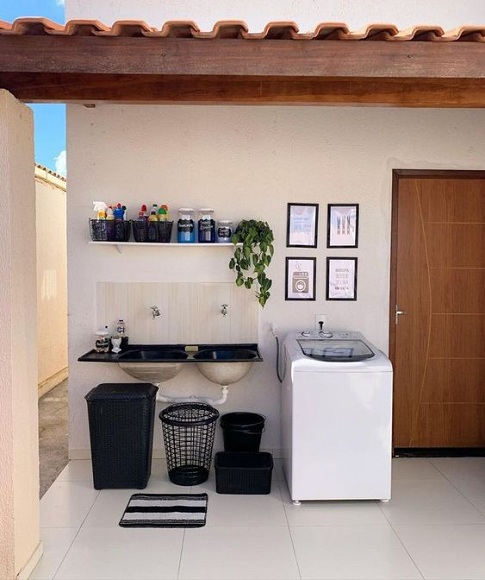 Laundry Room Ideas for the Backyard