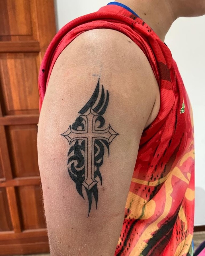 Tribal Cross Shoulder Tattoo A Masculine Choice
