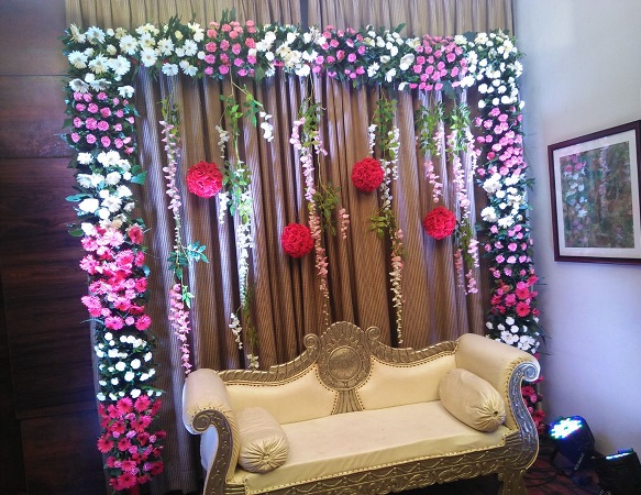 wedding stage decoration at home 