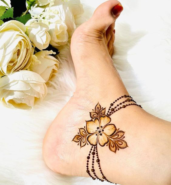 real tattoo henna design on feet｜TikTok Search