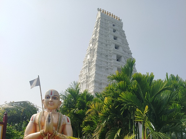 Sri Jeeyar Ashramam tourist location near Kakinada