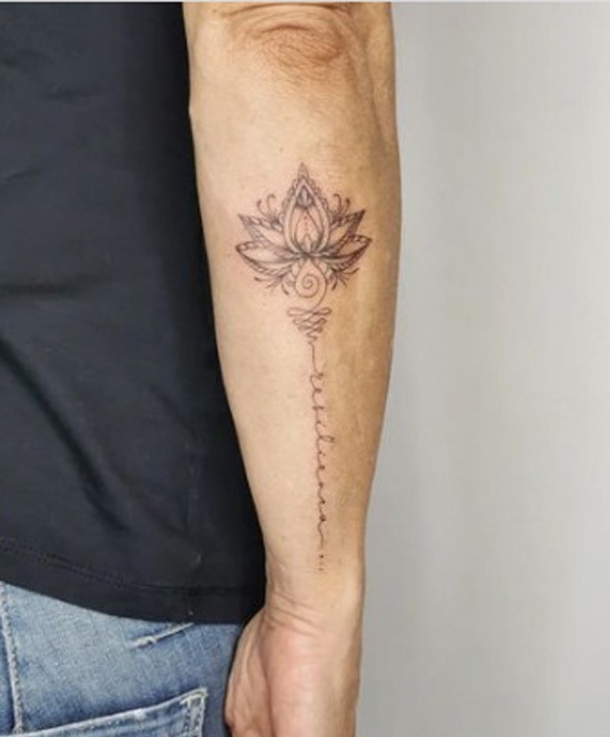 Fine Line Unalome Temporary Tattoo - Set of 3 – Tatteco