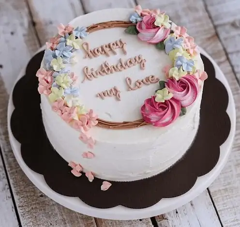 20 Latest And Best Birthday Cake Designs For Wife 2023