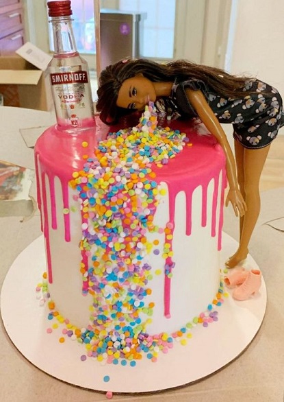 cake design for woman birthday 