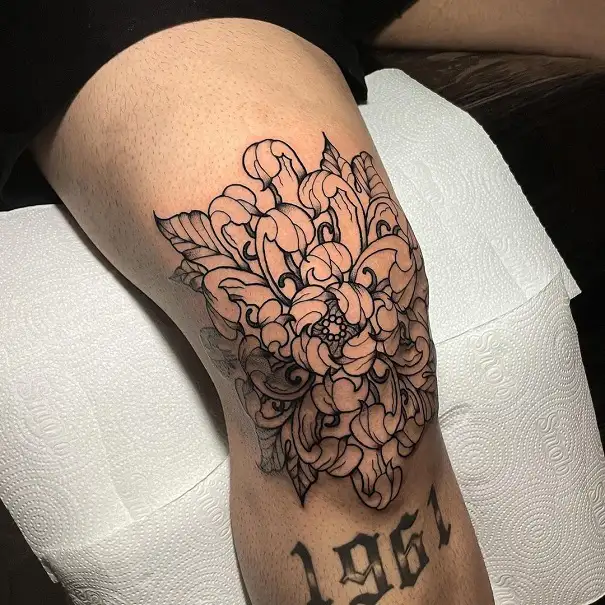 Tattoo uploaded by Mario Grimm  Freehand mandala flower to fit the knee  perfectly  Tattoodo