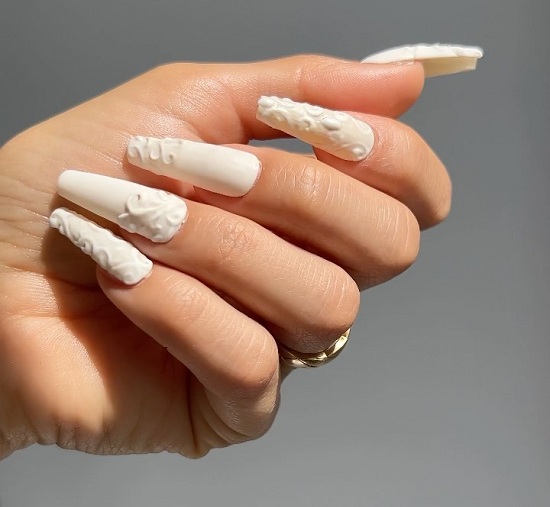 Emma Chamberlain's Nails
