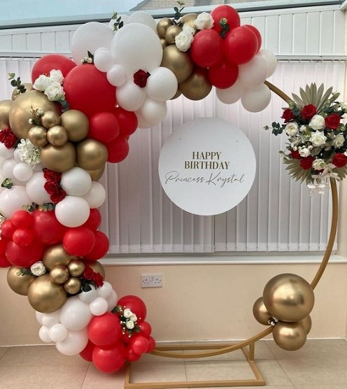 15 Fantastic Balloon Décor Ideas You Won't Miss - Pretty Designs | Party  balloons, Balloon decorations, Party decorations