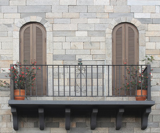 Front Balcony Design