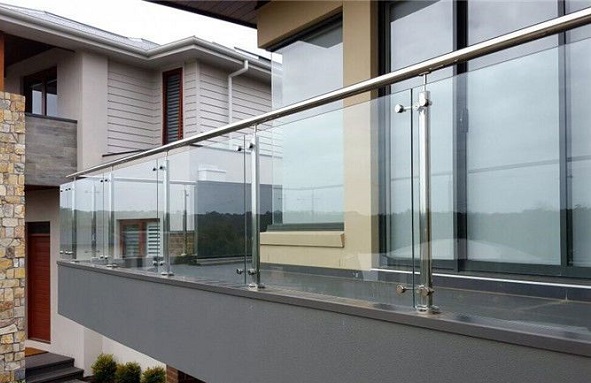 Glass Railing Design For House Front